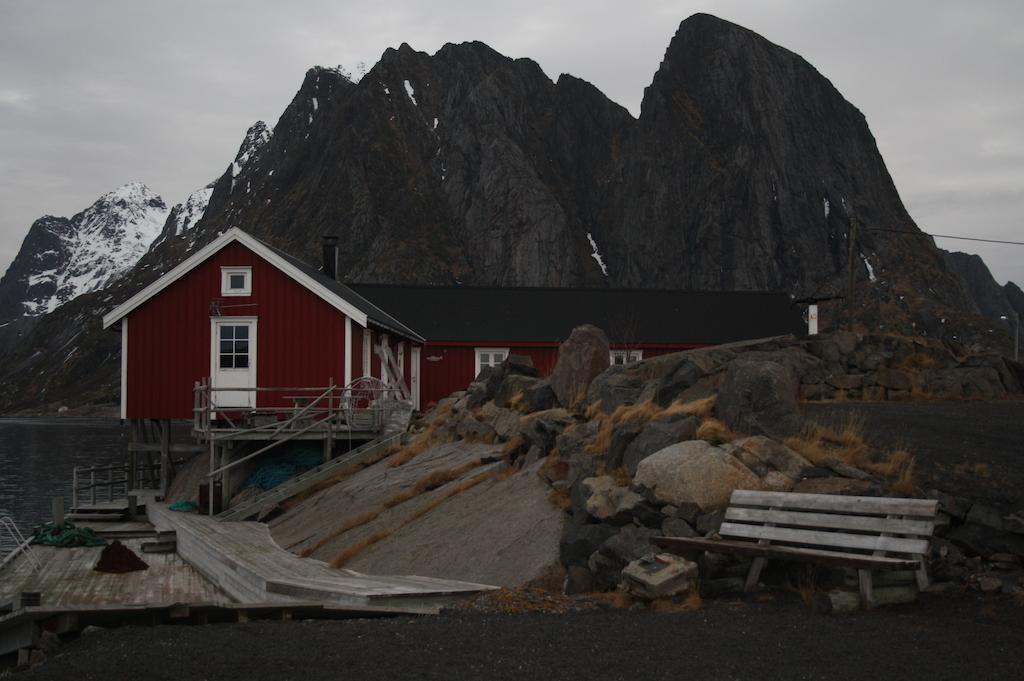 Toppoy Rorbuer Reine Buitenkant foto